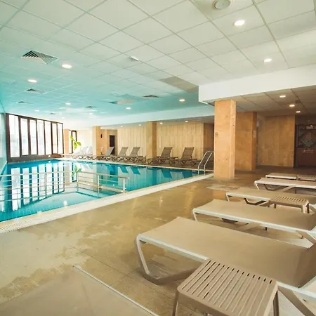 Apartahotel Perun 4*